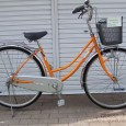 クエストが店舗をかまえる昭和区曙町は、名古屋の名門工業大学のお膝元。 「あと3ヶ月で卒業なのに自転車を盗まれちゃった」 「だから新車はもったいないので極力安い中古車を…」 たまにこんな学生さんがリサイクル車を探しにおいで...