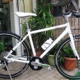 ESCAPE R3 改造完結 前回、もう終了かと思われた、A氏のESCAPE R3の改造アレンジ。 しかし、まだ完結はしていませんでした!!今回のパーツはこちら、 ULTEGRAのホイールです!!このホイールは、チューブレスタイヤもWOも装着可能な優...