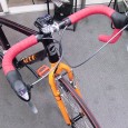 クロスバイクのドロップ化 GIANT SEEK 編 ② 前回、フレームから交換するパーツを全部はずし、ほぼフレームだけの状態になりました。 今回は、その状態に新たなパーツを組み付けて完成させるのですが、その完成後、驚きの結果になりました!!・・・が、詳細は後ほど・・・^^それ...