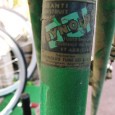 今回は、３０年程前のロードレーサー。オーナー様が当店のコルナゴ再生日記を御覧いただいたのをきっかけに、御来店御依頼をくださいました。 当時最も人気があったモデル（車種）のうちの１台です。メーカーはＵＲＡＧＯというレアなブ...