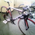 FELT、GT、ライトウェイ 2012 年モデルプチ発表会(1) 名古屋で行われたFELT、GT、ライトウェイの2012年モデル、プチ発表会に行ってきました! 来年度モデルもカッコイイバイク目白押しです! さっそくご紹介させて頂きます。 まずはこちら フェルトF55です。税込み207...